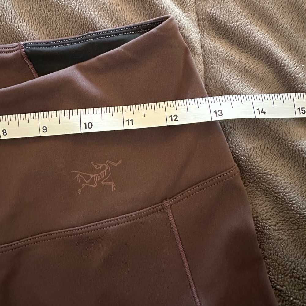 SOLD!  Arc’teryx Oriel Leggings Small Color Whiskey - Picture 6 of 9